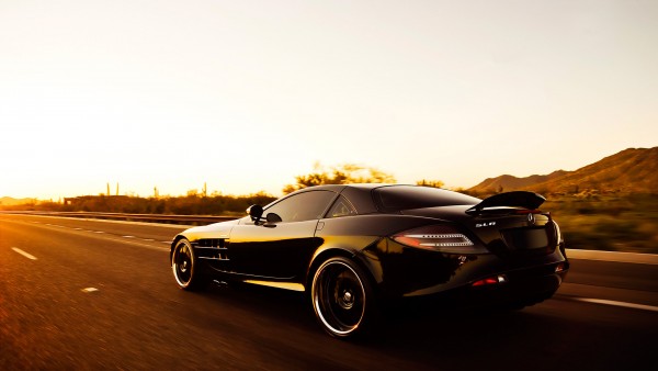 Mercedes-Benz SLR McLaren – Desktop Wallpapers HD Free Backgrounds