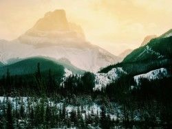 Download Wallpaper 1600×1200 Mountains, Highland, Trees 1600×1200 HD Background