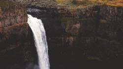 Wallpaper waterfall